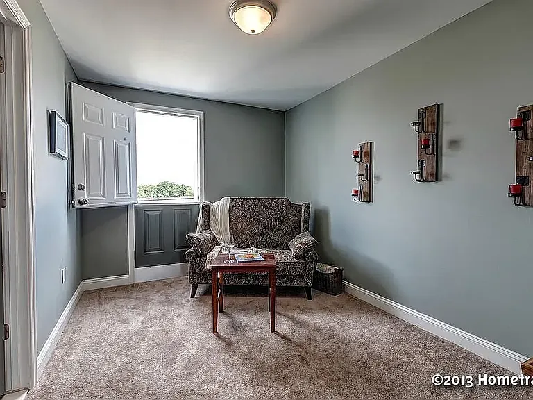 Master bedroom sitting area