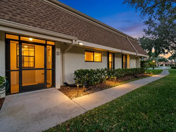 109 Half Moon Circle #C, Jupiter, FL 33458