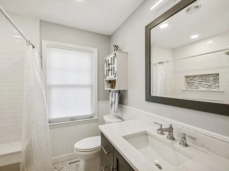 7 Linda Ln — Photo 30
