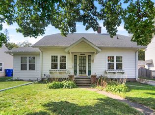 1025 N Owaissa St, Appleton, WI 54911