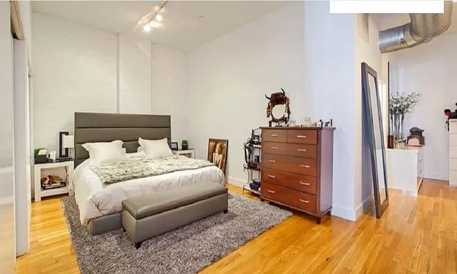 Rented by Compass | media 14