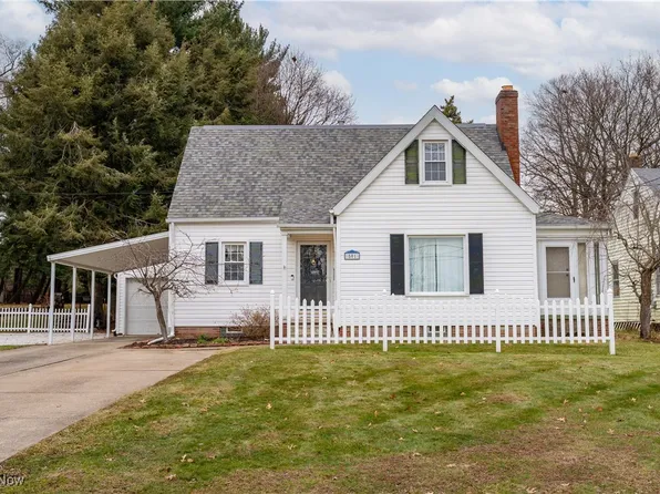 501 Woodrow St NW, North Canton, OH 44720