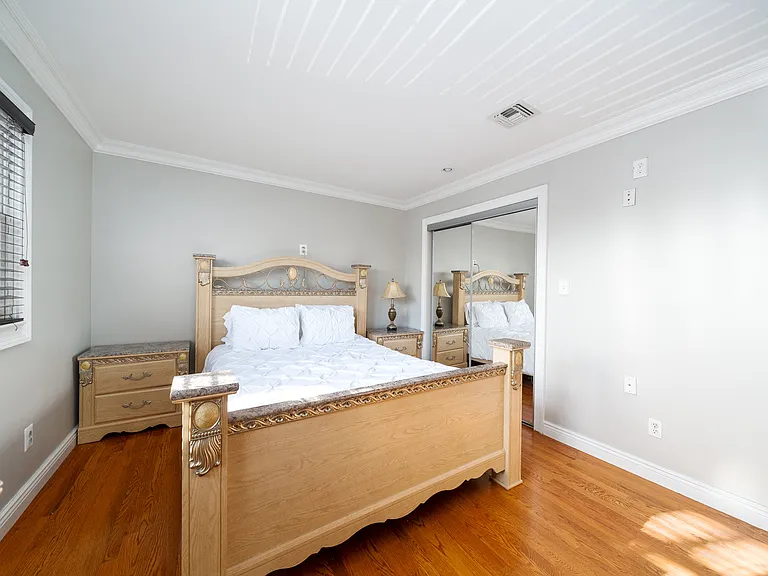 105 E Morris Ave — Photo 7