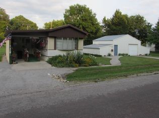 209 S Elm St, Stanberry, MO 64489