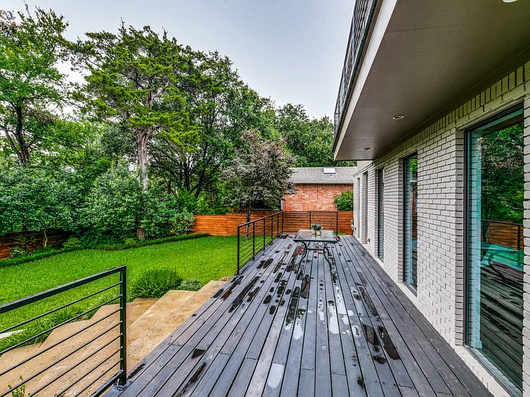919 Knott Pl — Photo 24