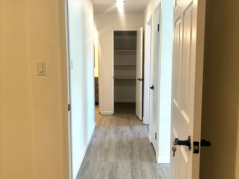 234 5th Ave #7 — Photo 9