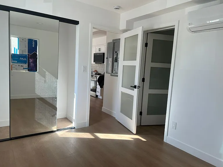4531 E Anaheim St — Photo 14