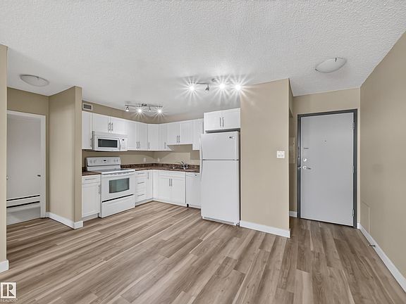 4th image of 9710 105th St NW #502