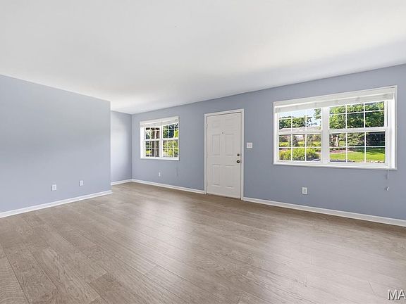 4th image of 8907 Wrenwood Ln