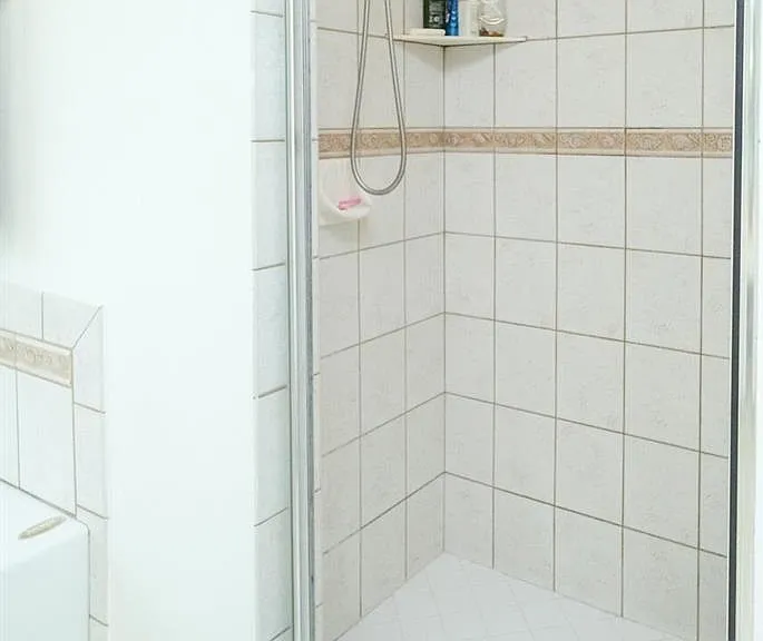 1814 Wisteria St — Photo 21