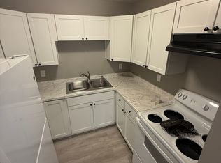 1968 Goldsmith Ln APT 3, Louisville, KY 40218