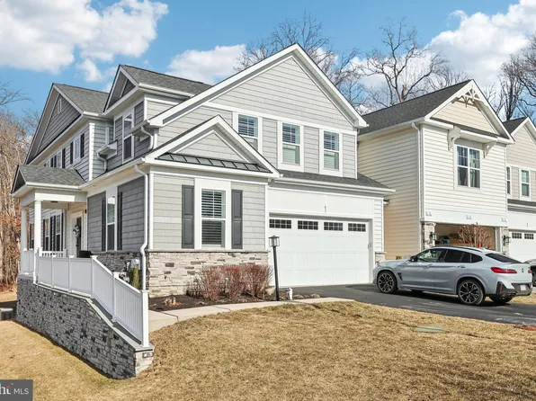41 Hunters Ln, Glen Mills, PA 19342