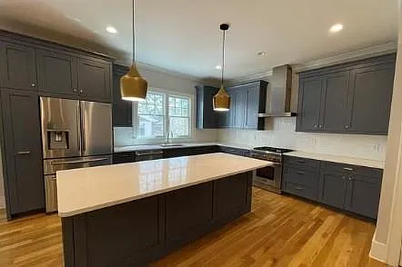 204 Cambridge Ave — Photo 5