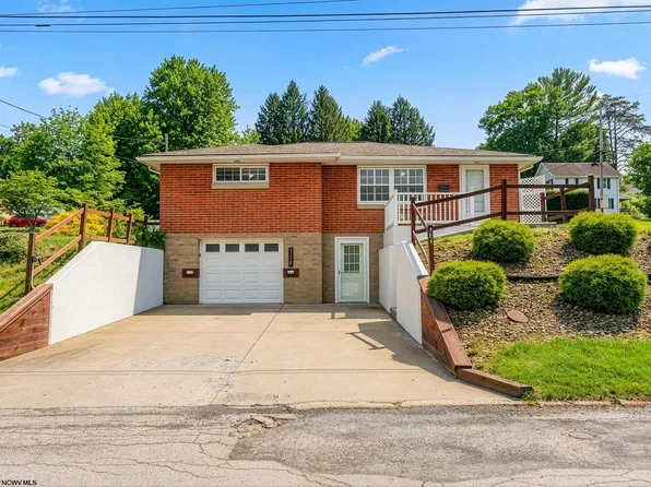 367 W Pennsylvania Ave, Westover, WV 26501