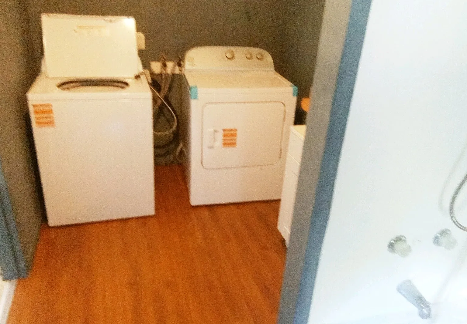 1 bed, 900 sqft, $899 — Photo 4