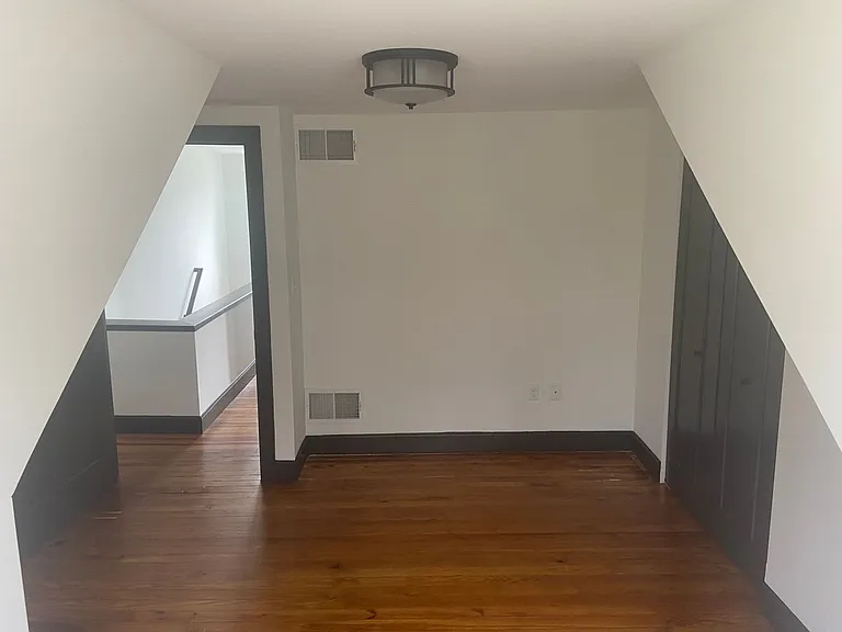 1232-1234 Bushkill Dr — Photo 10