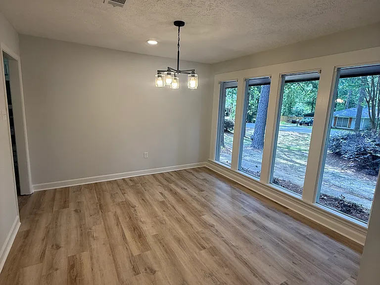 109 Park Ln — Photo 18