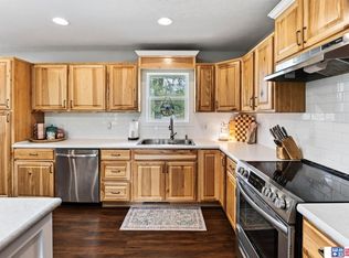 535 S 1st St, Eagle, NE 68347