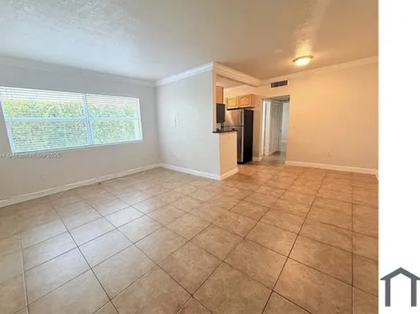 865 W 39th St APT 3, Miami Beach, FL 33140