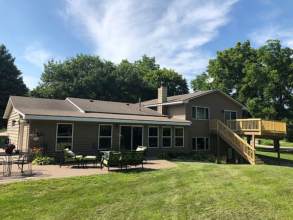 4th image of 226 Mapleridge Dr