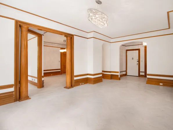 575 West End Avenue image 1 of 15