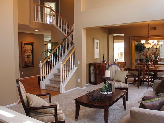 3rd image of 11074 Cedarcrest Way