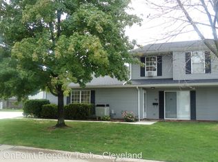 6883 Colonial Dr APT A, Mentor, OH 44060
