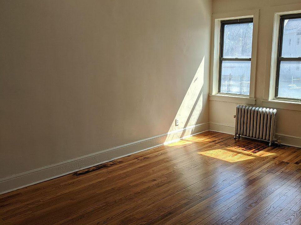 1st image of 253 W 1st St