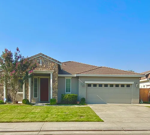 1407 Rossmere Ln Photo 1