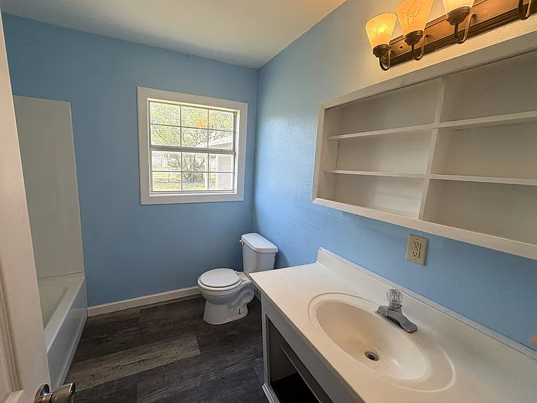 1117 Seneca Ln — Photo 4