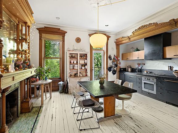 4th image of 287 Park Pl #2