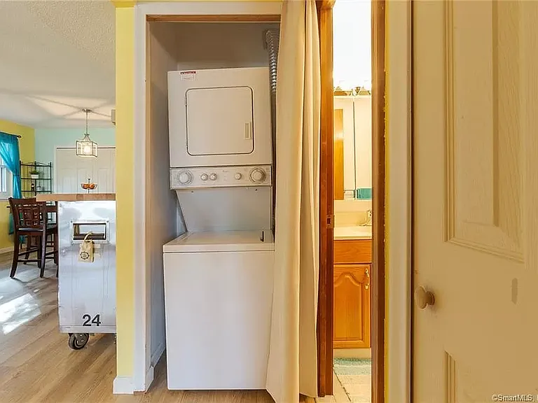 601 Twin Circle Dr #601 — Photo 7