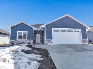 1262 Autumn Field Ln, De Pere, WI 54115
