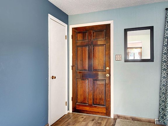 2nd image of 6660 Pierce St