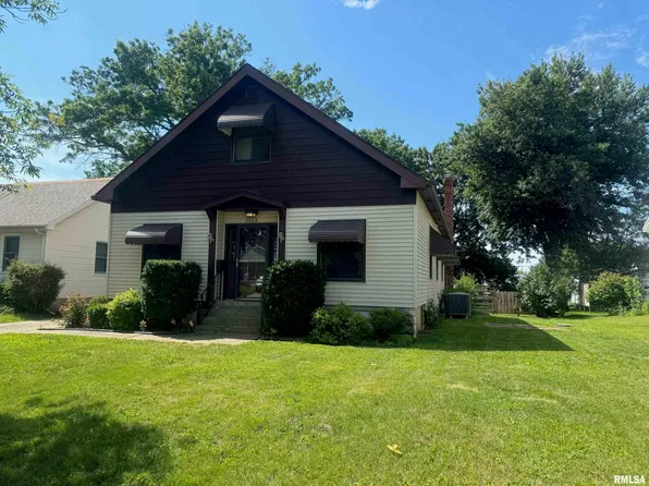 2528 Chestnut St, Quincy, IL 62301