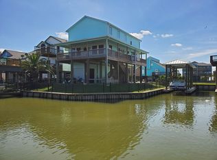 1211 Island Dr, San Leon, TX 77539
