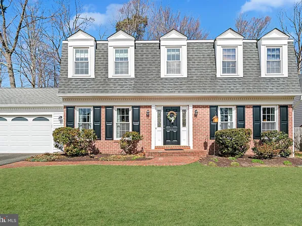 8116 Viola St, Springfield, VA 22152