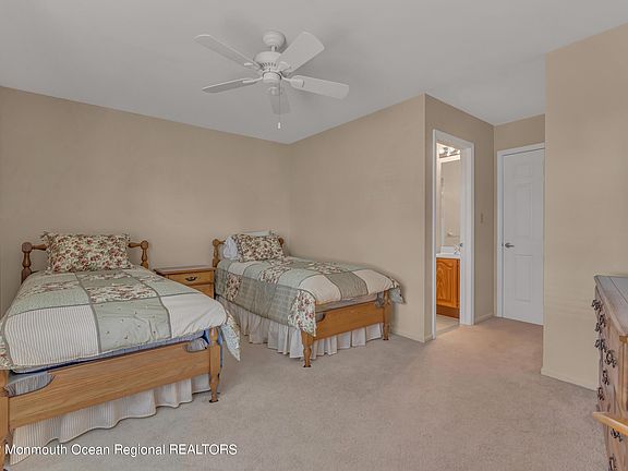 4th image of 111 Mansfield Dr