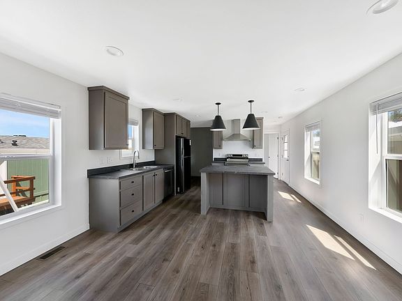 3rd image of 2920 Heller Rd #69-O21016555