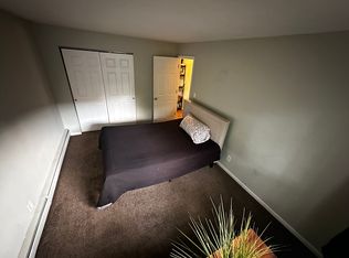 1303 Cove Ave APT 205, Lakewood, OH 44107