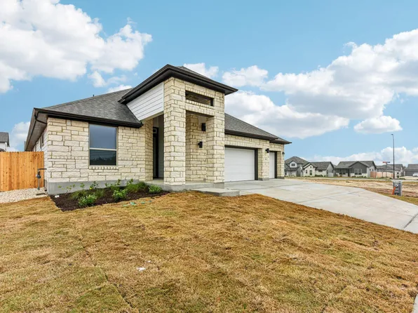 581 Treadwell Ln, Kyle, TX 78640