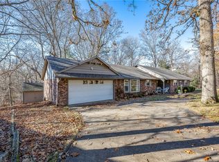 14637 Bogey Ln, Rogers, AR 72756