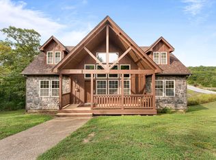 23 Oxbow Ct BUILDING 106, Reeds Spring, MO 65737