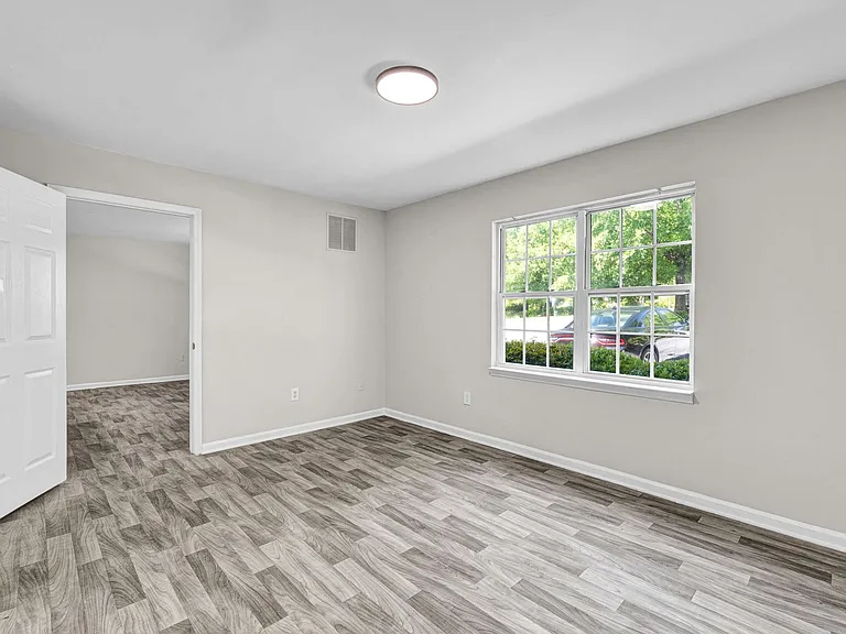 Millbrook Apartments — Photo 49