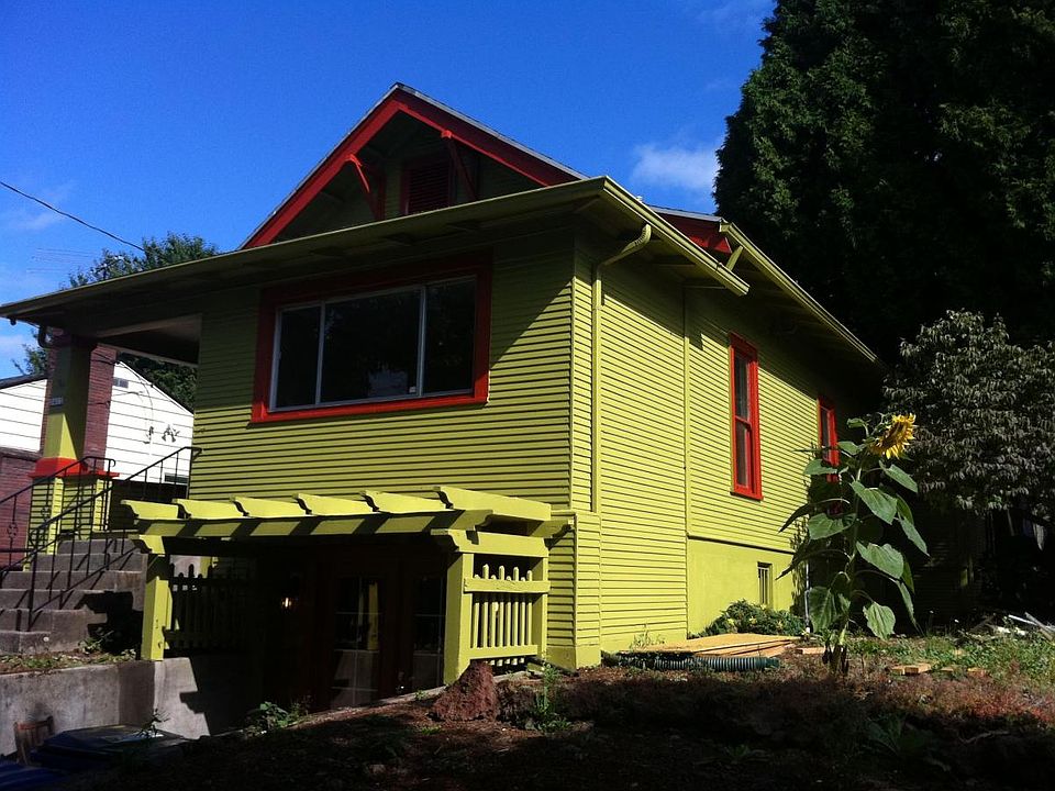 Front view of house.