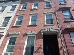 97 Ten Broeck St #4, Albany, NY 12210