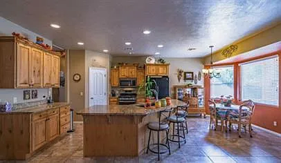 802 E 3540 South Cir — Photo 3