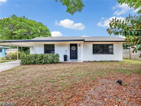 1404 Santa Barbara Ave, Fort Myers, FL 33901
