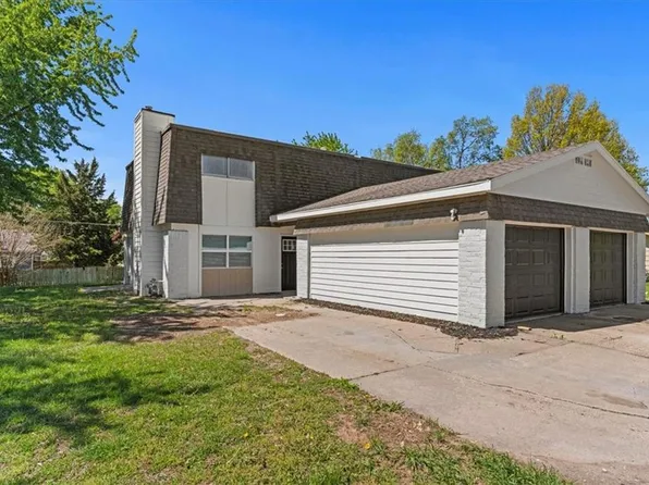 3733-3735 S Brush Creek Dr, Lawrence, KS 66047