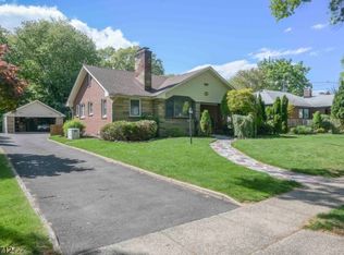 866 Madison Ave, Rahway, NJ 07065